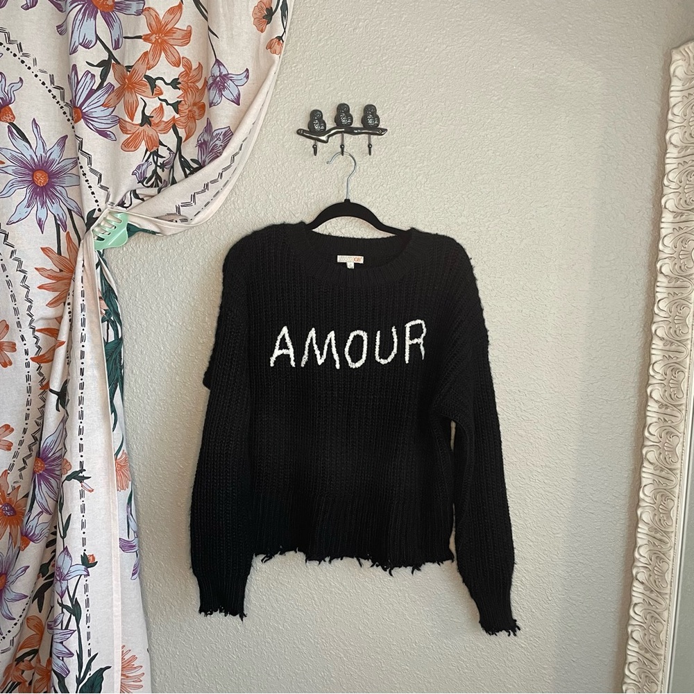 AMOUR Graphic Black Cable-knit Oversized Distressed Sweater - Small